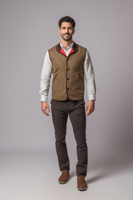 COLETE LÃ LAPELA LISTA VERMELHA