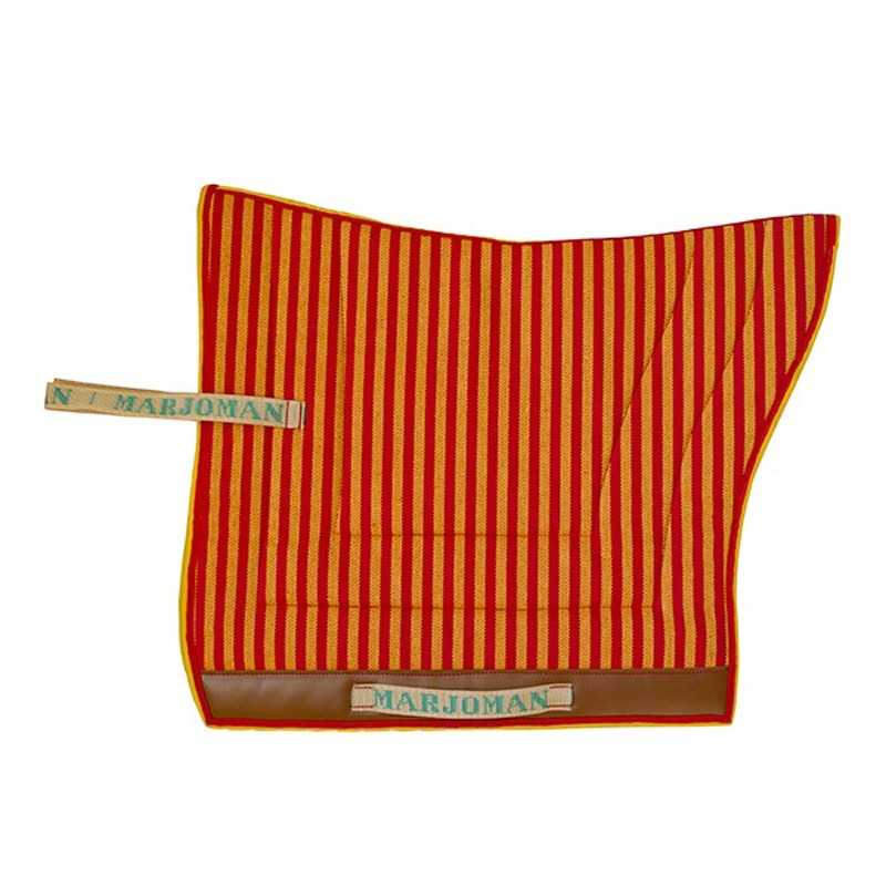 Lenço riscas vermelhas e amarelas com etiquetas MARJOMAN