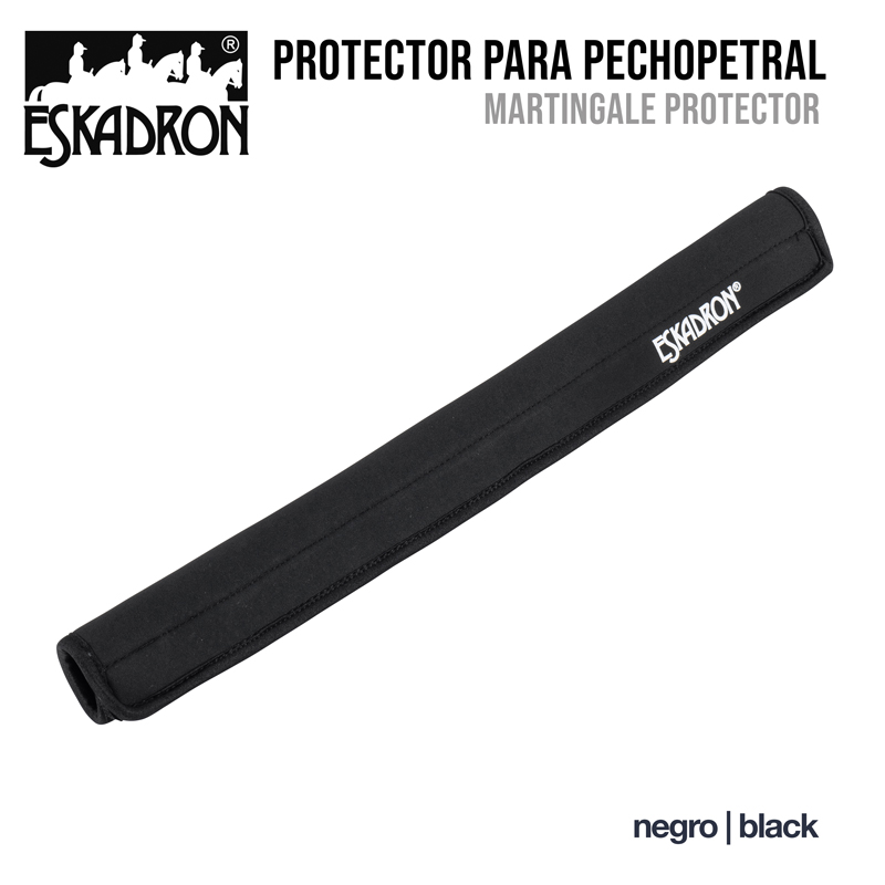 Protetor para pechopetral negro da Eskadron com logótipo branco