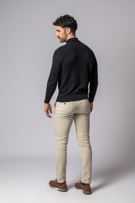 CAMISOLA GOLA ALTA PRETO