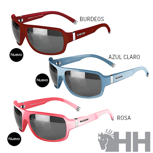 Três pares de óculos de sol em cores burdeos, azul claro e rosa