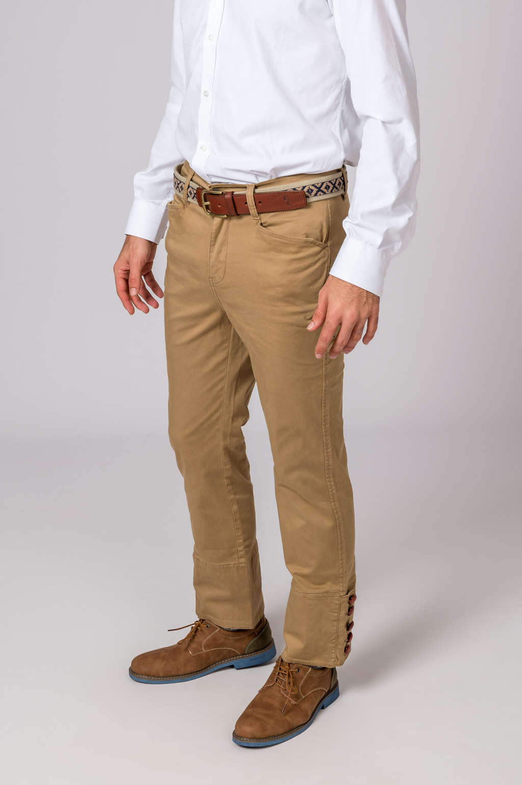 Calças Camperas com botões