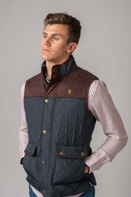 COLETE HUSKY COIMBRA MARINHO