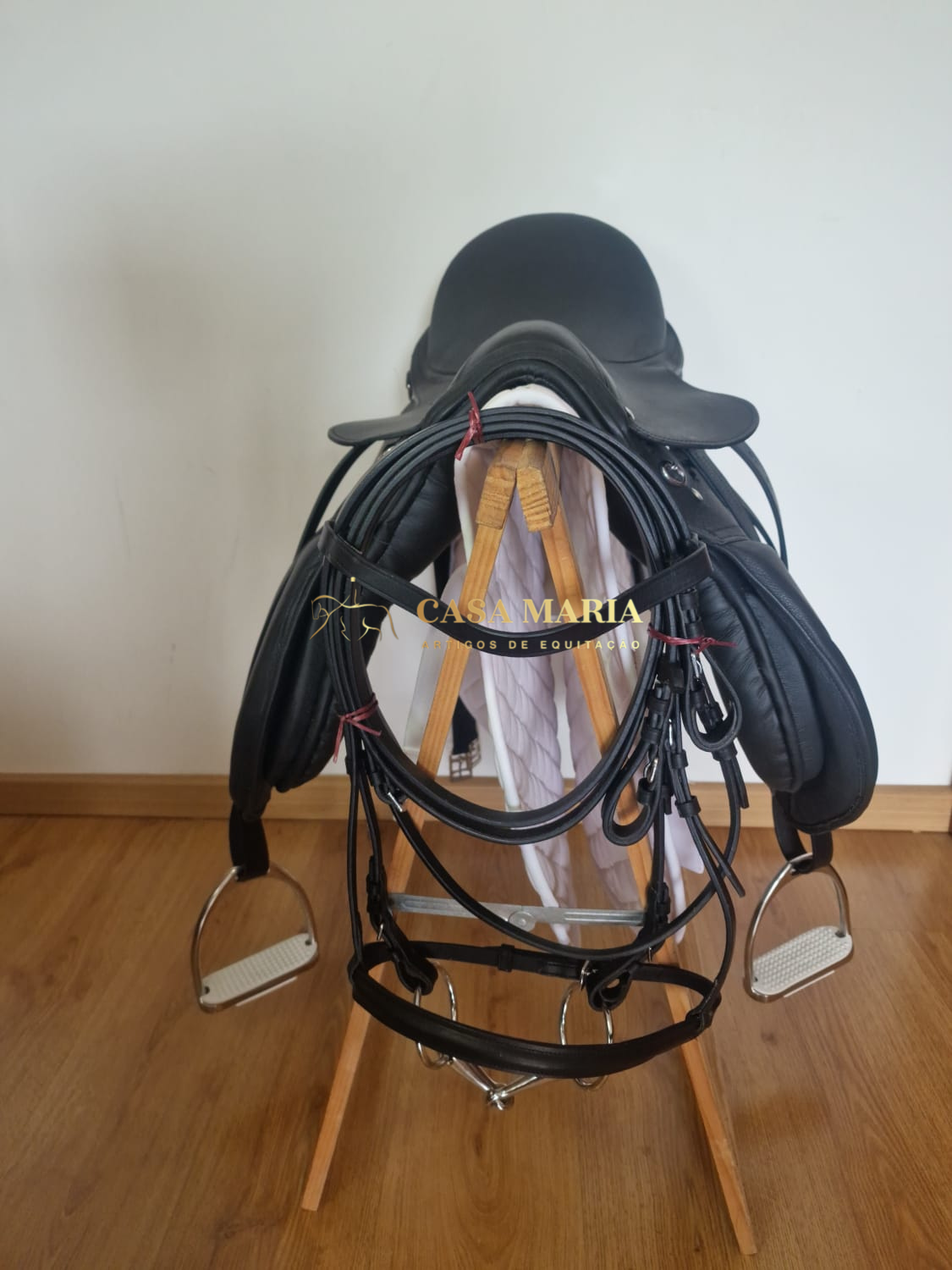 Conjunto Sela/ Selim de Equitação Completo