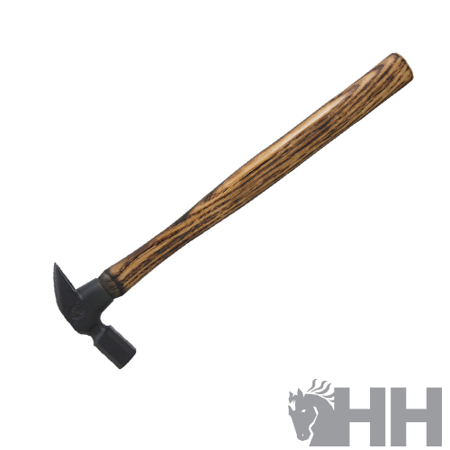 Martelo com cabo de madeira e cabeça de metal preta