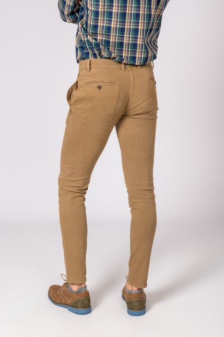 CALÇAS CHINO SLIM CAMEL
