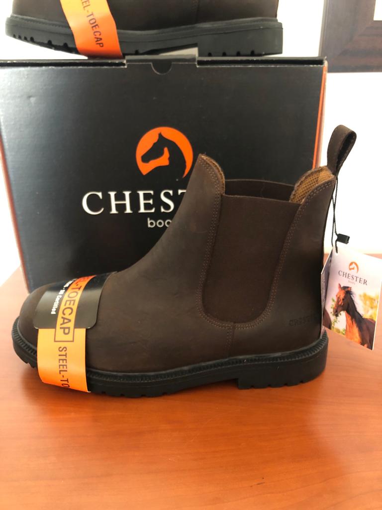 Botim Chester Biqueira de Aço