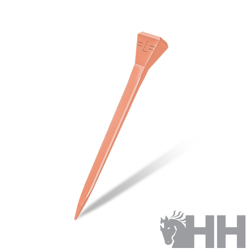 Tábuas de plástico cor salmão com ponta afiada e letras SLF gravadas.