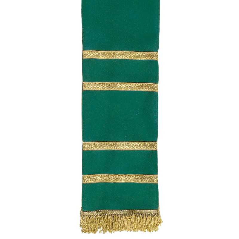 Faixa verde com riscas douradas e franjas douradas