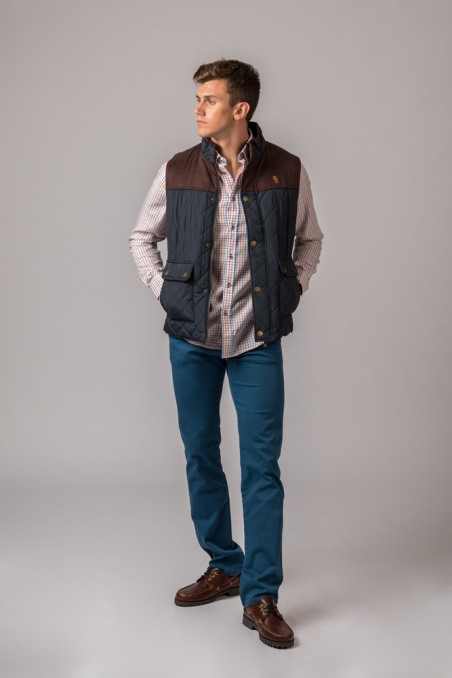 COLETE HUSKY COIMBRA MARINHO