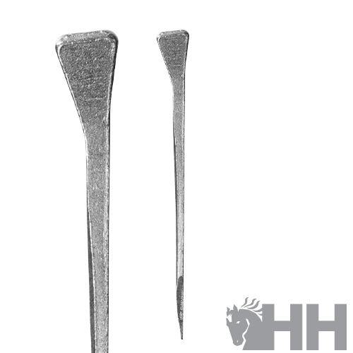 Duas espátulas metálicas longas e finas em fundo branco com logo HH