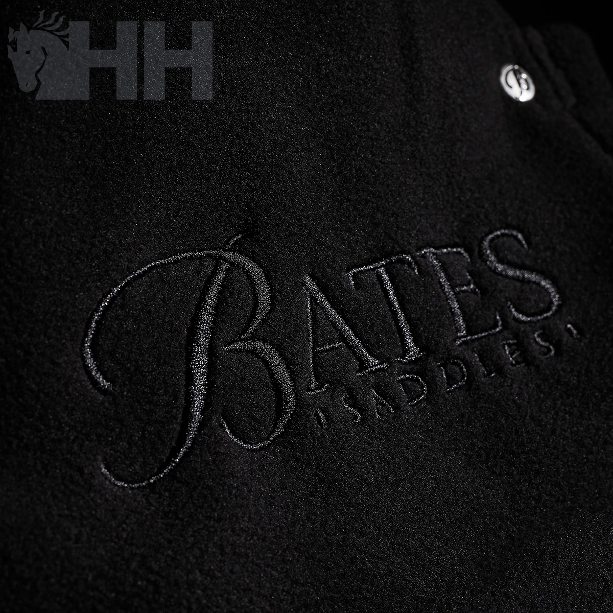CAPA BATES DELUXE PARA ESTRIBOS