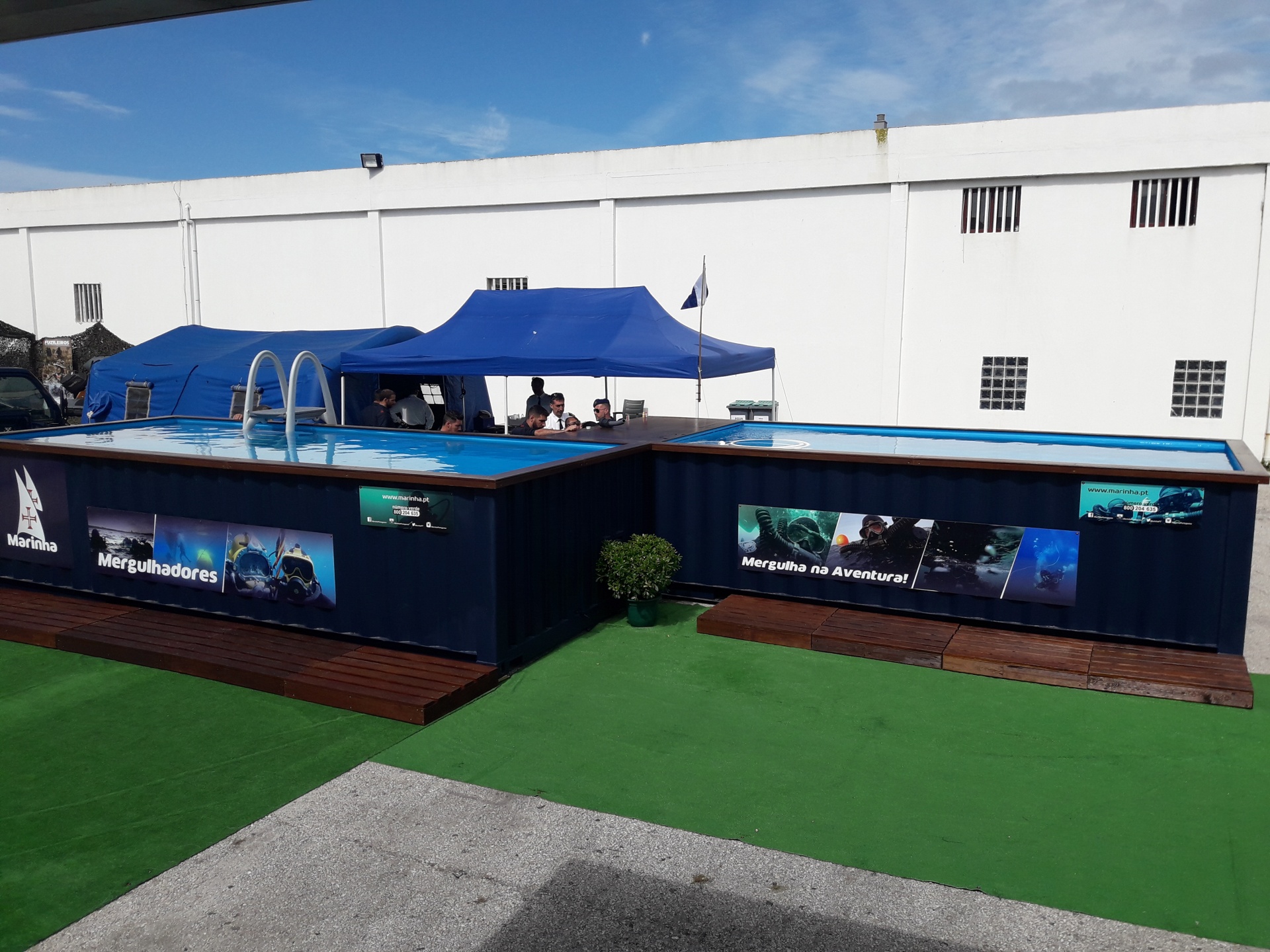 Piscinas em contentores Piscinas em contentores