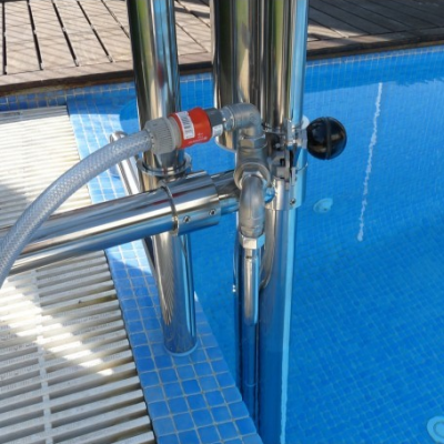 Elevador Hidráulico para Piscinas