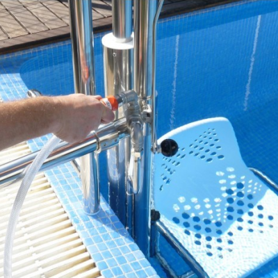 Elevador Hidráulico para Piscinas