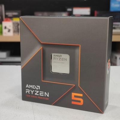 AMD&#x20;Ryzen&#x20;5&#x20;7600X&#x20;Sem&#x20;Cooler&#x20;4.7&#x20;GHz&#x20;Box