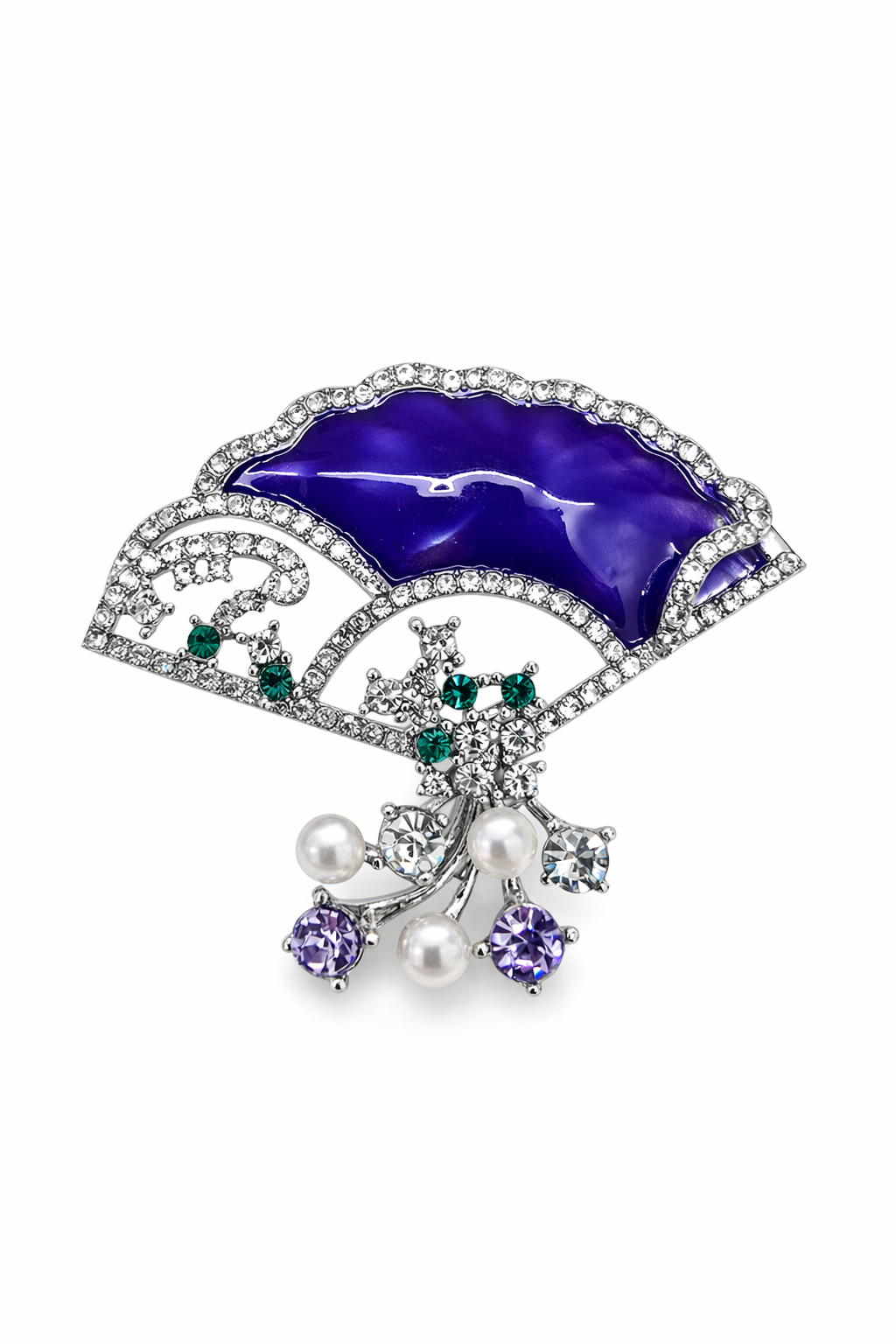 Broche em formato de leque em metal prateado com esmalte azul e pedras decorativas.