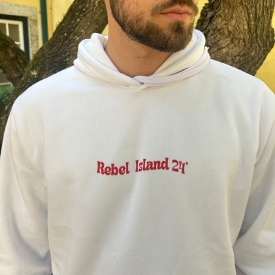 HOODIE&#x20;REBEL&#x20;ISLAND&#x20;2024