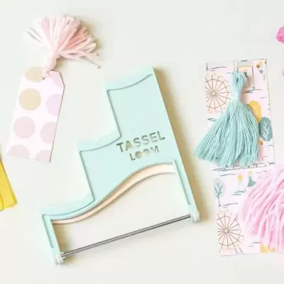 We R Memory Keepers • Tassel Loom