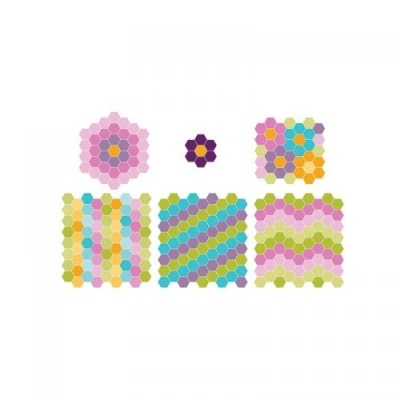 Padrões geométricos coloridos formados por hexágonos.
