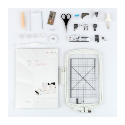 Máquina de Costura e Bordar bernette Chicago 7