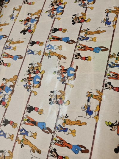 Tecido Plastificado Friends