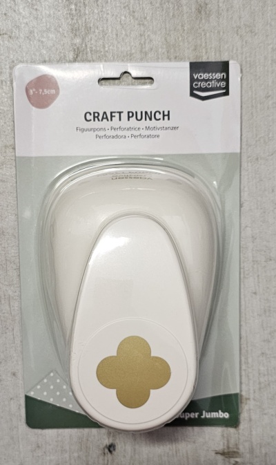 Furador forminha de Brigadeiro