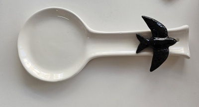 COLHER BRANCA ANDORINHA PRETA