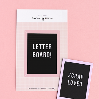 Tabuleiro de letras cor-de-rosa com textos em letras brancas sobre fundo preto