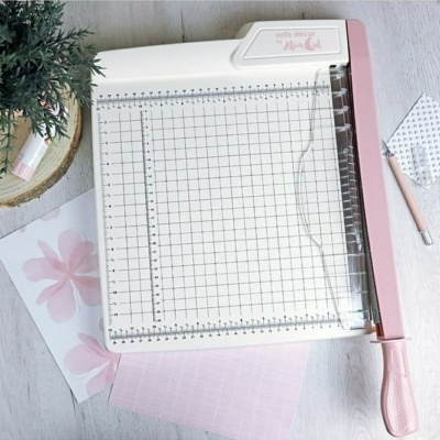 Guilhotina 30x30 | Alua Cid