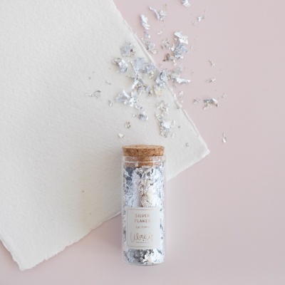 Flakes | Silver | Wax It | Lora Bailora