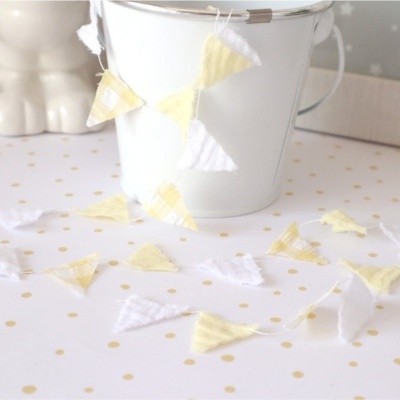 Bandeirolas | Amarelo Doce | Alegría