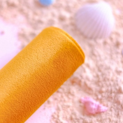 Pele Yoku | Mostarda | Johanna Rivero