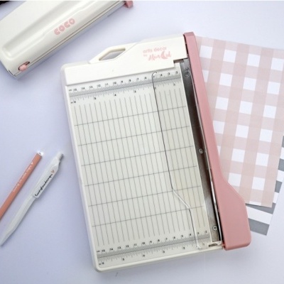 Guilhotina A5 | Alua Cid