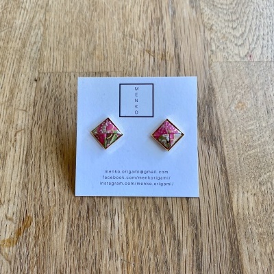 Brincos Menko Clássico