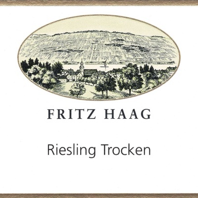 Etiqueta de vinho FRITZ HAAG Riesling Trocken com ilustração de vila