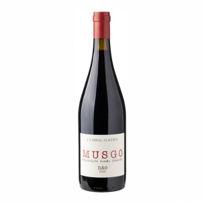 Musgo Tinto, J. Cabral Almeida