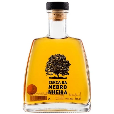 Aguardente Cerca da Medronheira