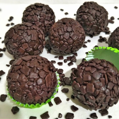 Brigadeiro Vegan de Chocolate