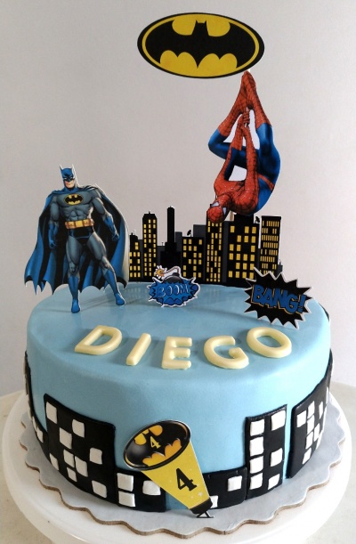 Bolo Batman e Homem Aranha