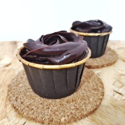Cupcakes Cenoura com Brigadeiro de Chocolate
