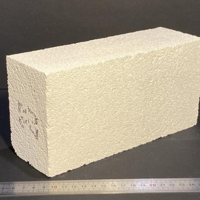 Tijolo Isolante ligeiro 1260°C 230x114x76mm BNZ-23