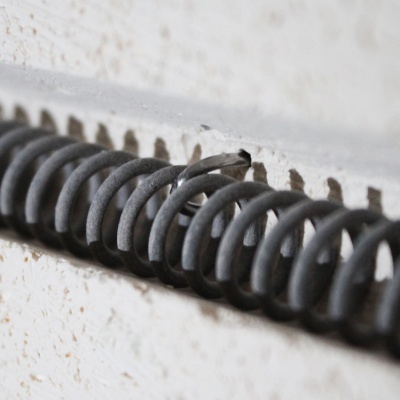 Grampos de fixação para resistências