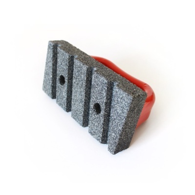 Pedra em SiC para limpeza de placas refratárias