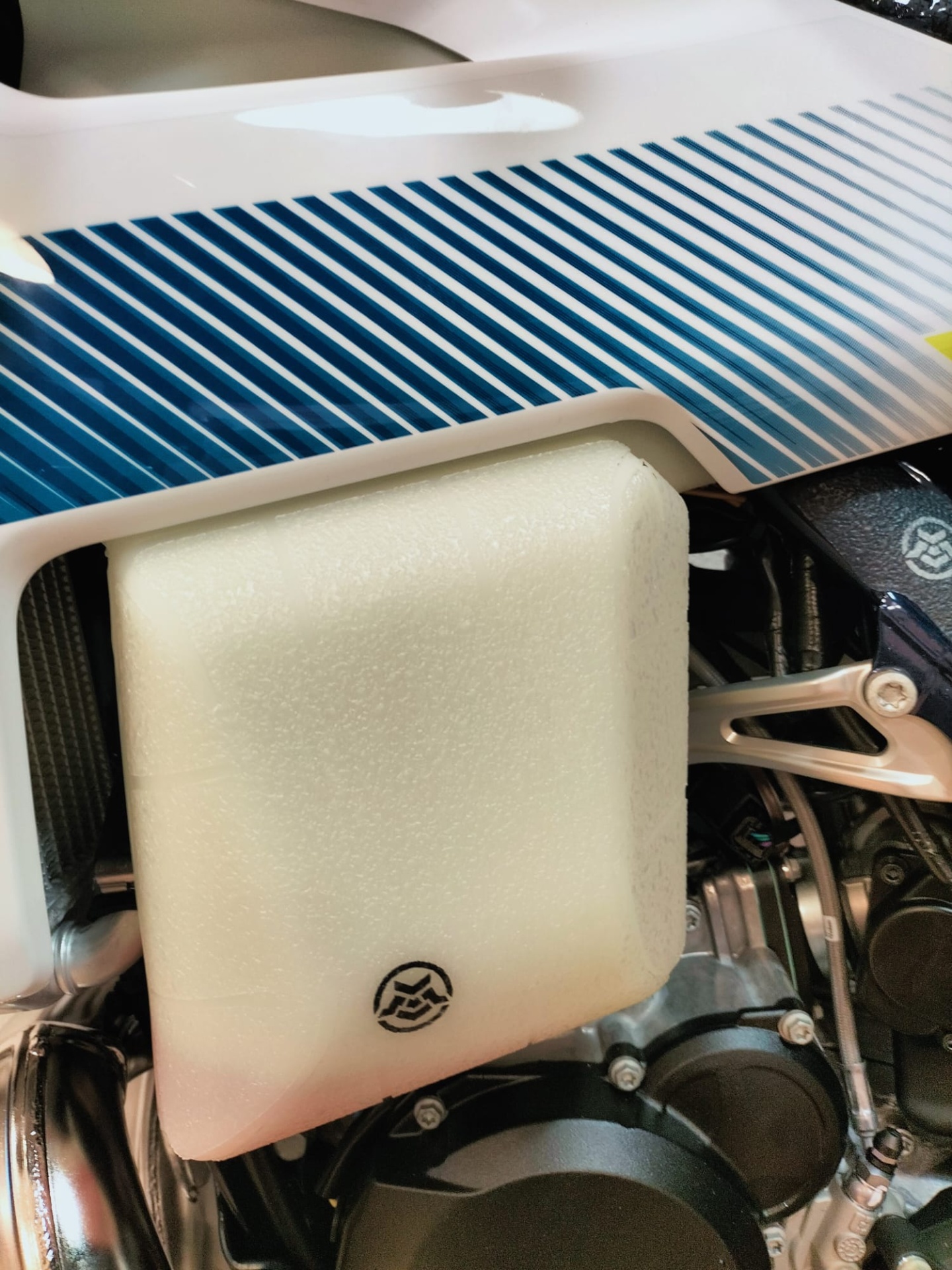 KIT ADESIVOS P/ DEPÓSITO - HUSQVARNA FE / TE 2024 - 2026 KIT ADESIVOS P/ DEPÓSITO - HUSQVARNA FE / TE 2024 - 2026