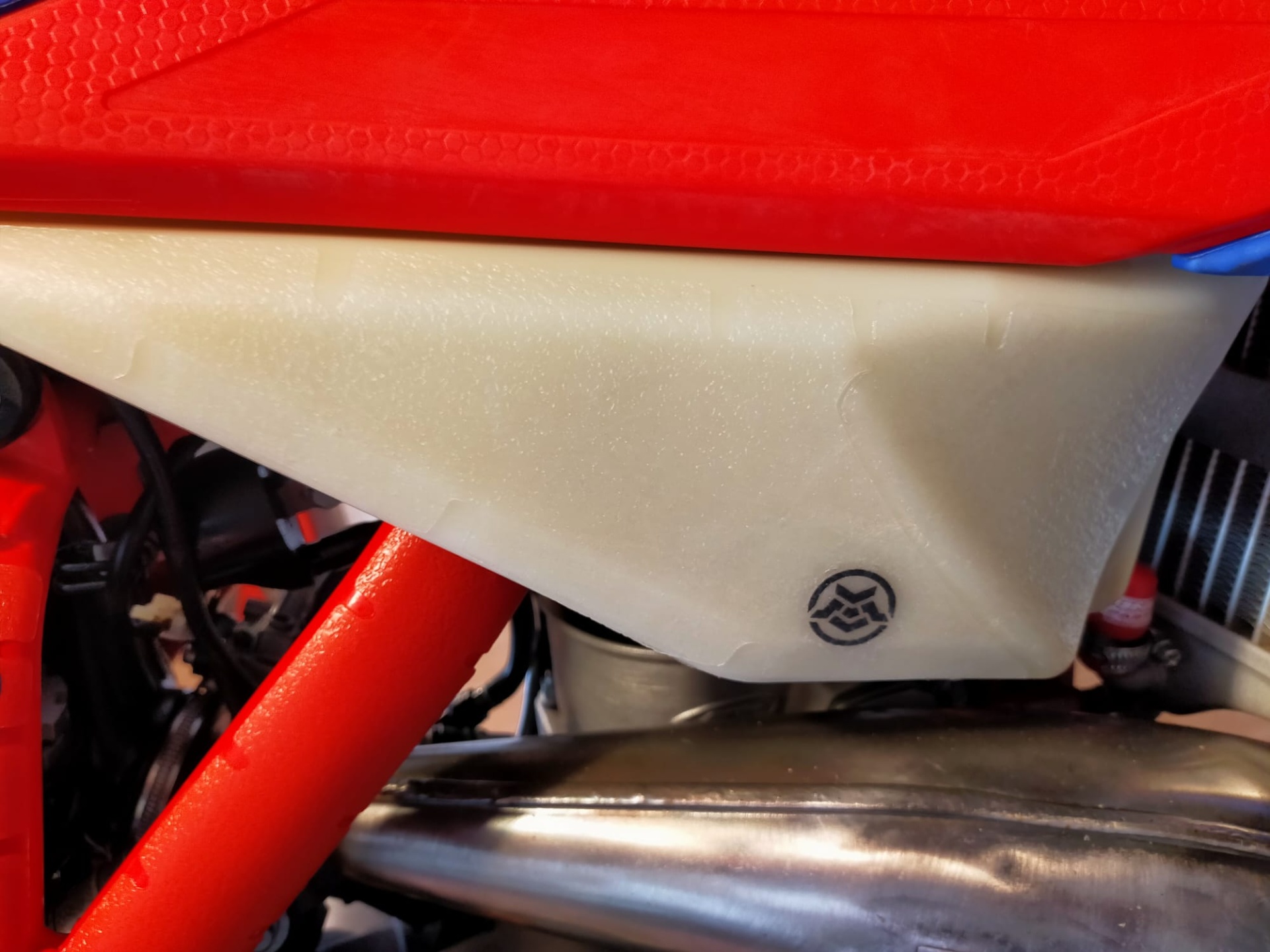 KIT ADESIVOS P/ DEPÓSITO - BETA RR 2T 2020 - 2023 KIT ADESIVOS P/ DEPÓSITO - BETA RR 2T 2020 - 2023