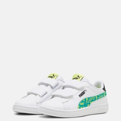 Ténis infantis brancos Puma com fecho adesivo e detalhe colorido lateral