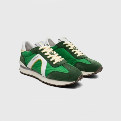 AMBITIOUS RHOME Retro Runner