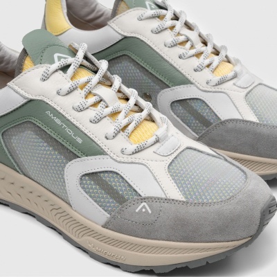 AMBITIOUS VENTURE   Performance Runners