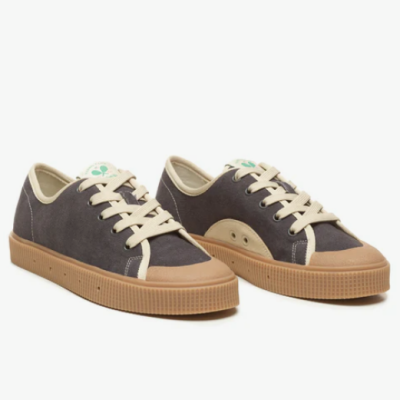 STC 70 Washed // Black Gum